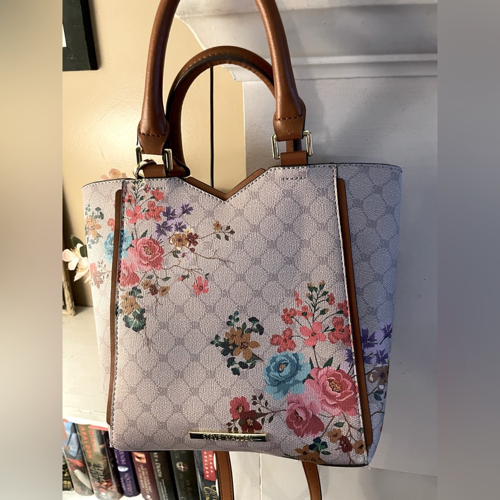 Steve Madden Bjapan Floral w Brown Trim Medium Size Tote Bag Gold Hardware